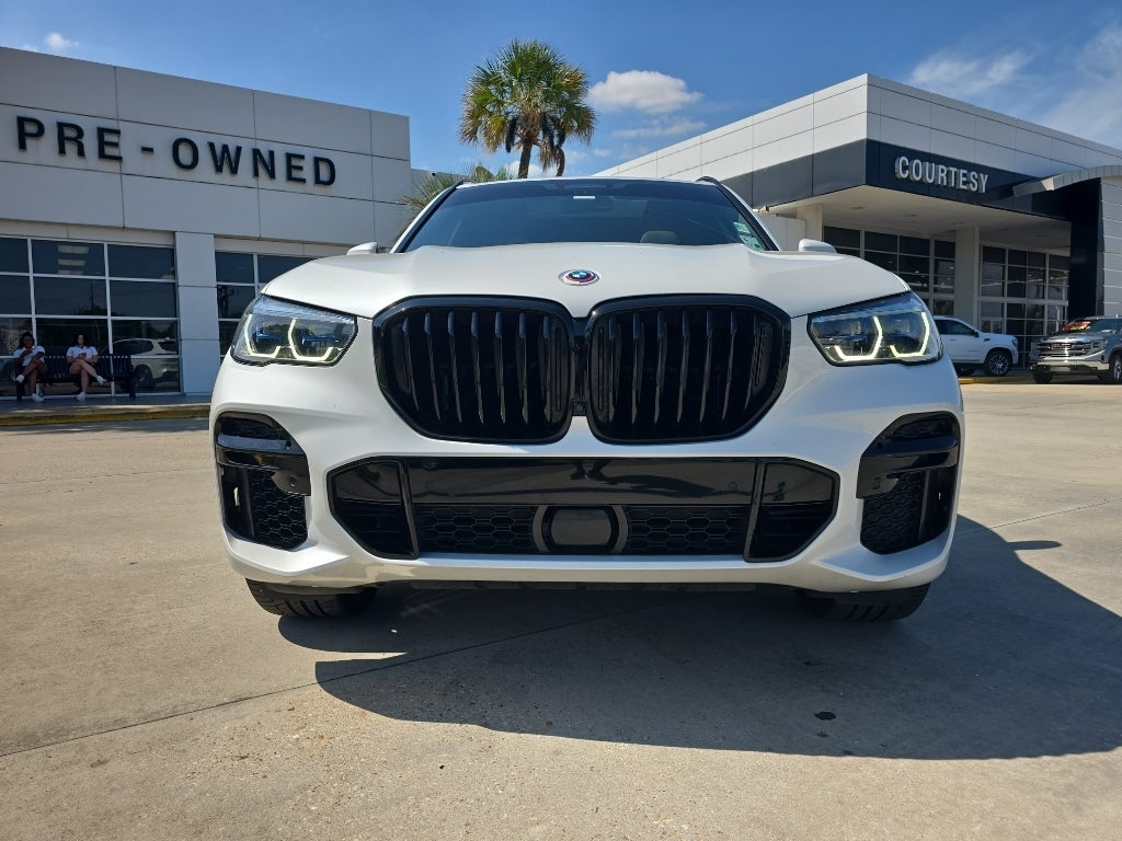 2023 BMW X5 M50i M-Sport