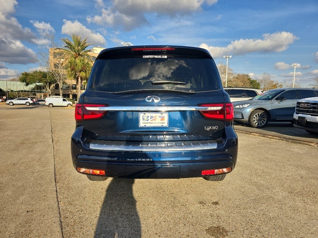2024 INFINITI QX80 LUXE