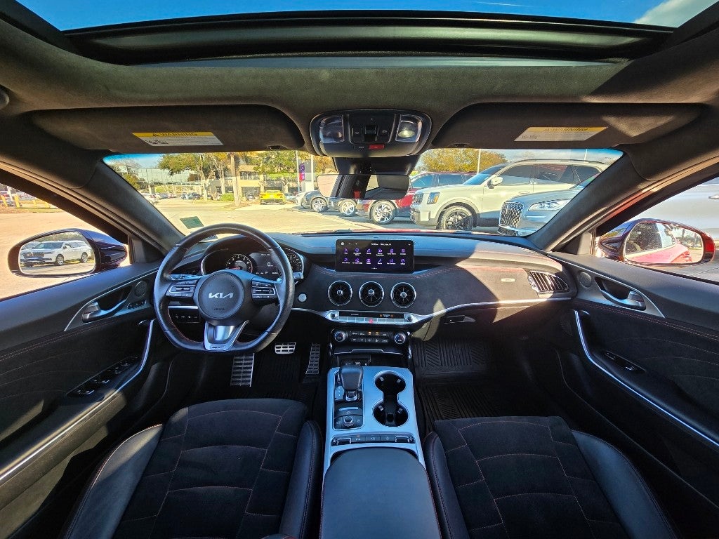 2023 Kia Stinger GT2