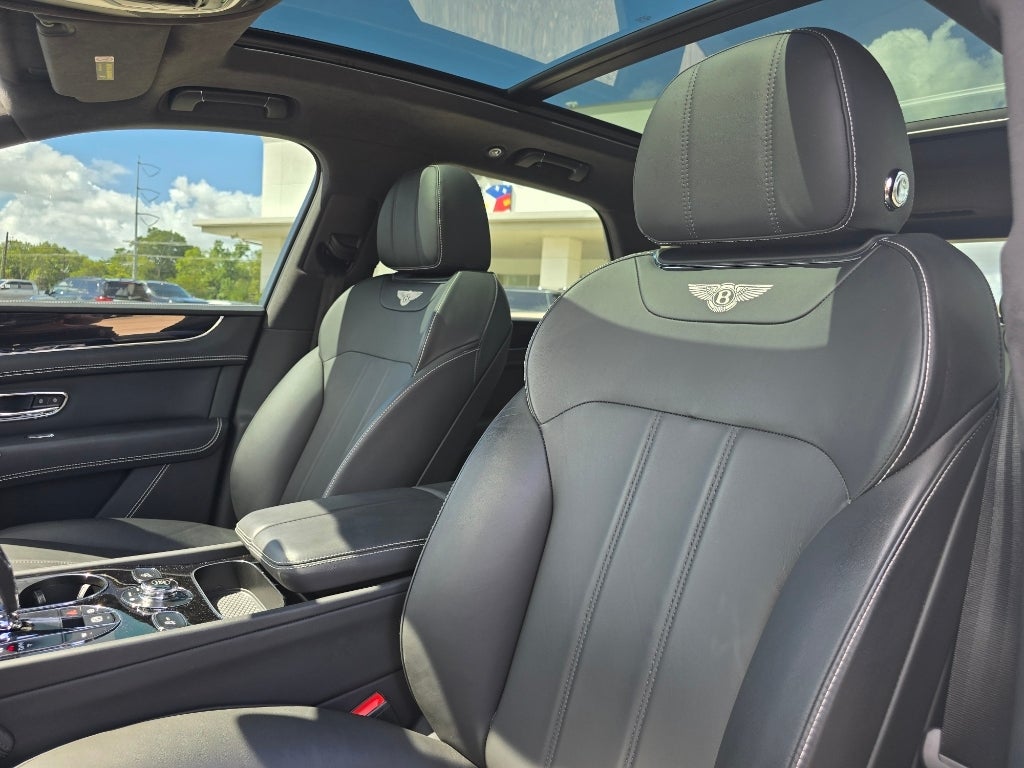 2019 Bentley Bentayga Carbon Fiber Package