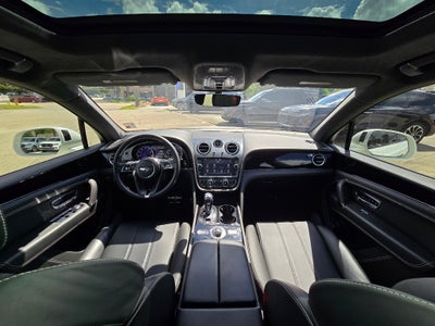 2019 Bentley Bentayga Carbon Fiber Package