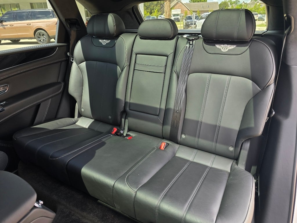 2019 Bentley Bentayga Carbon Fiber Package