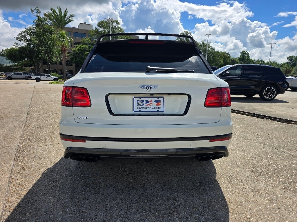 2019 Bentley Bentayga Carbon Fiber Package