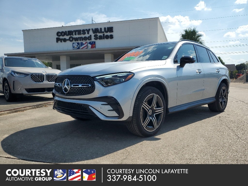 2025 Mercedes-Benz GLC 300