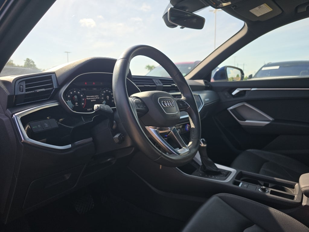 2025 Audi Q3 S line Premium