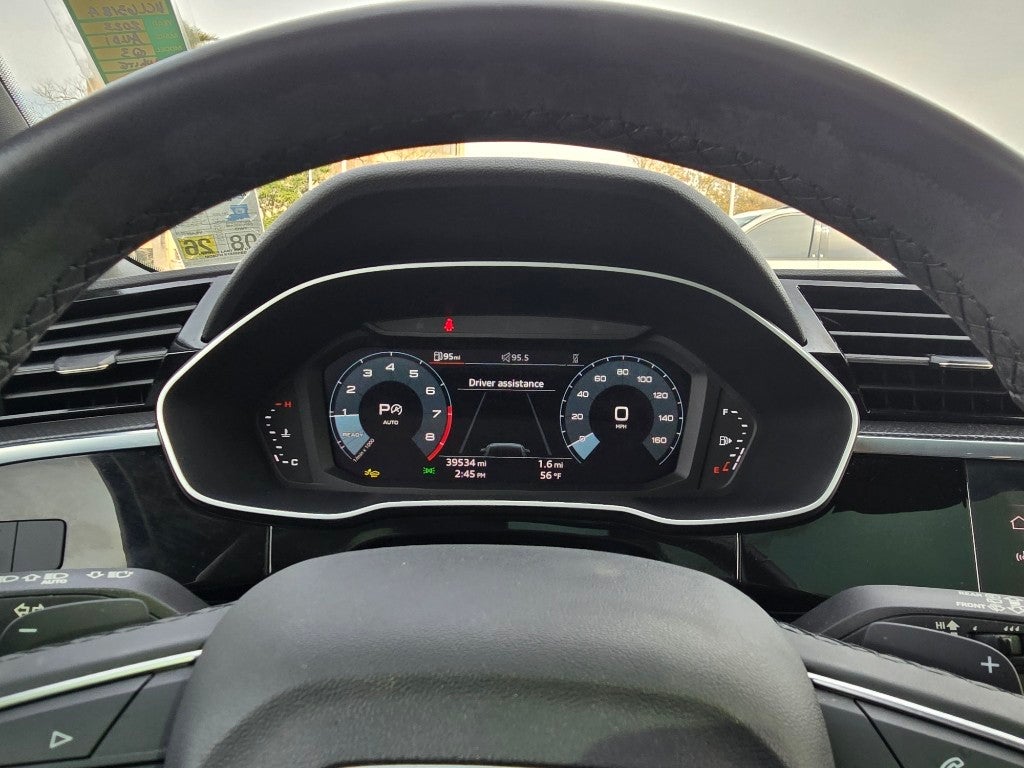 2024 Audi Q3 S line Premium Plus