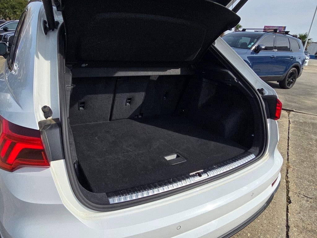 2024 Audi Q3 S line Premium Plus