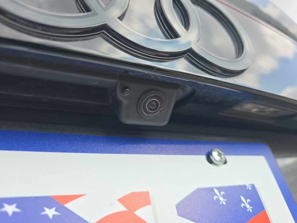 2025 Audi Q8 Premium Plus