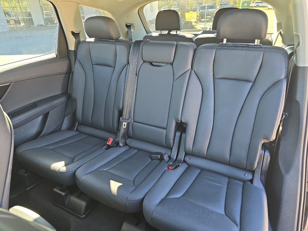 2024 Audi Q7 Premium Plus