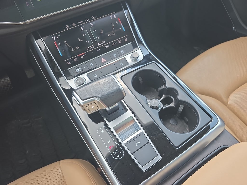 2022 Audi Q7 Premium Plus