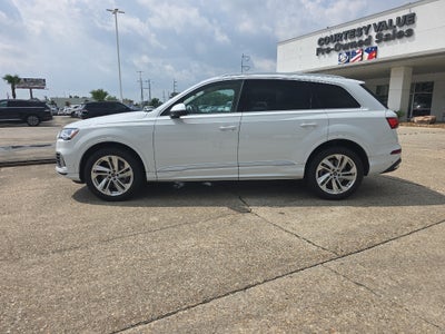 2022 Audi Q7 Premium Plus