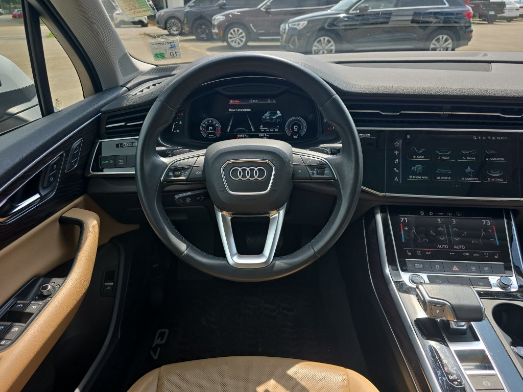 2022 Audi Q7 Premium Plus