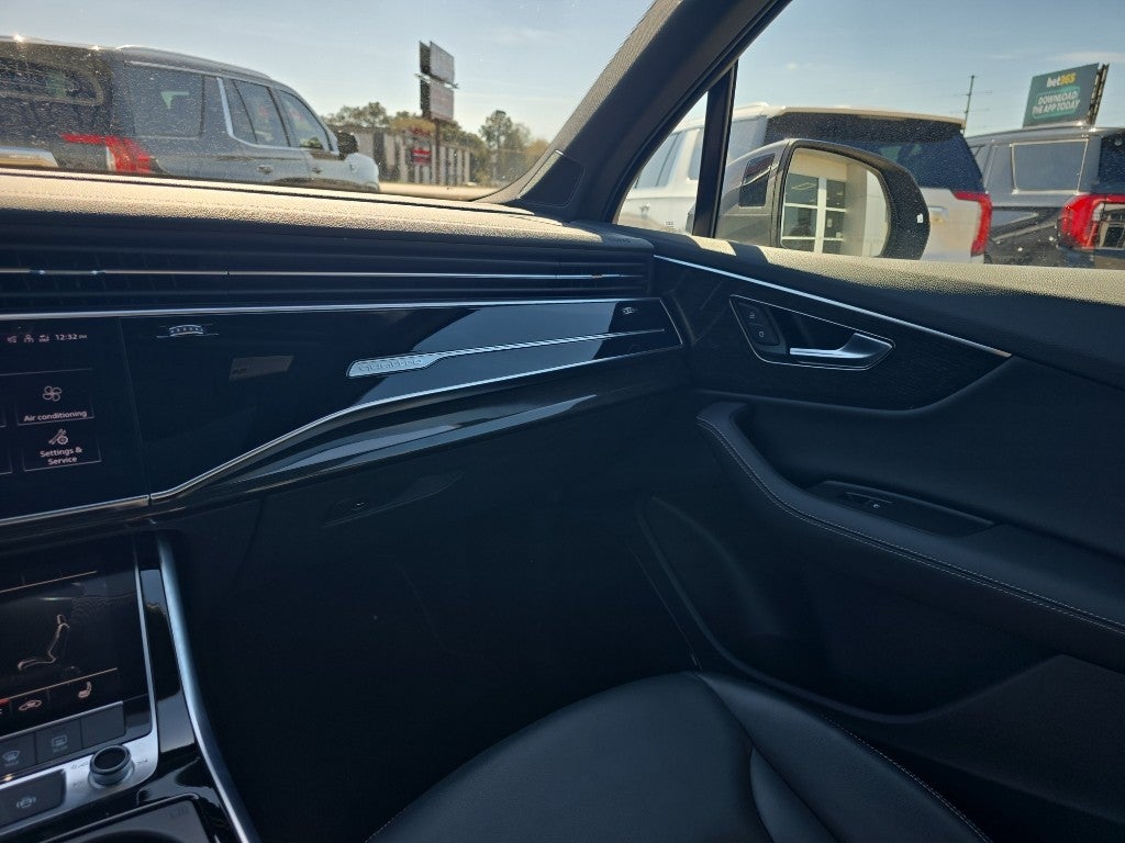 2025 Audi Q7 Premium Plus 22s