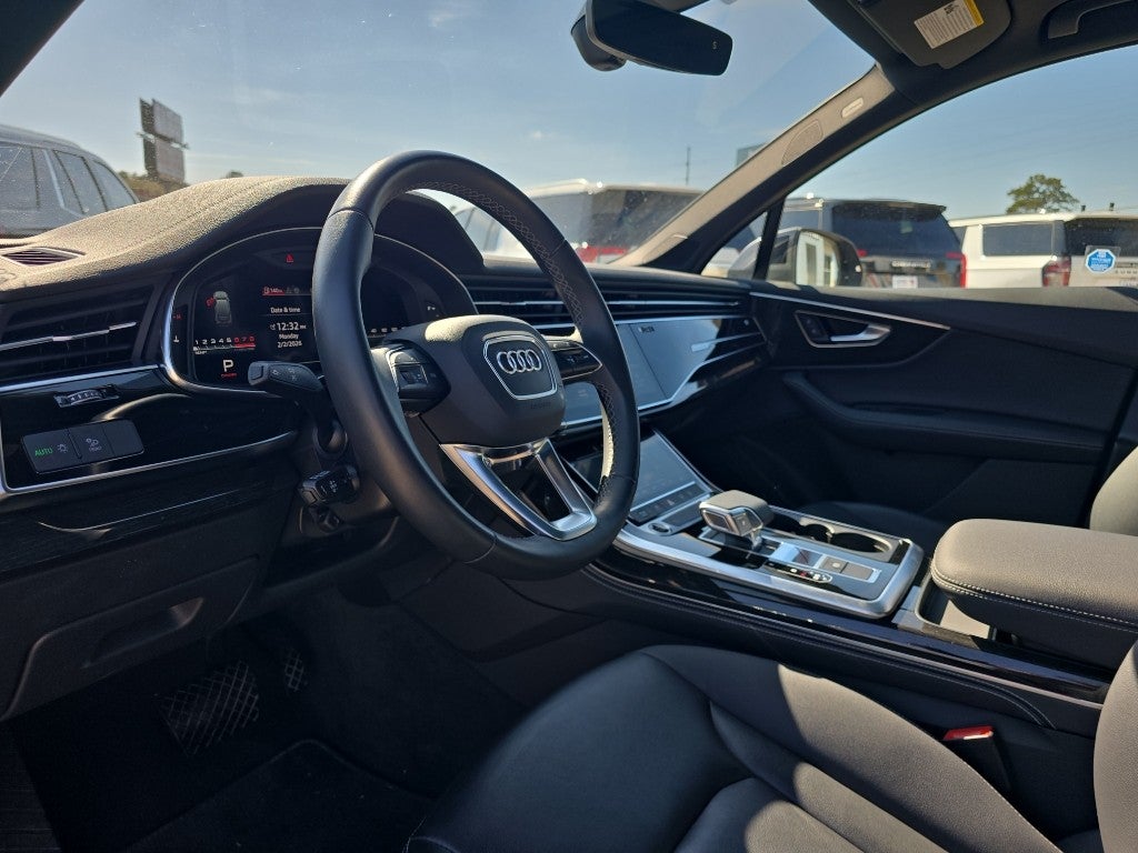 2025 Audi Q7 Premium Plus 22s