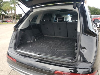 2023 Audi Q7 Premium Plus