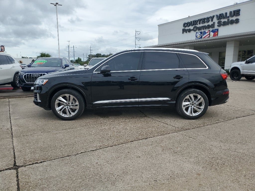 2023 Audi Q7 Premium Plus