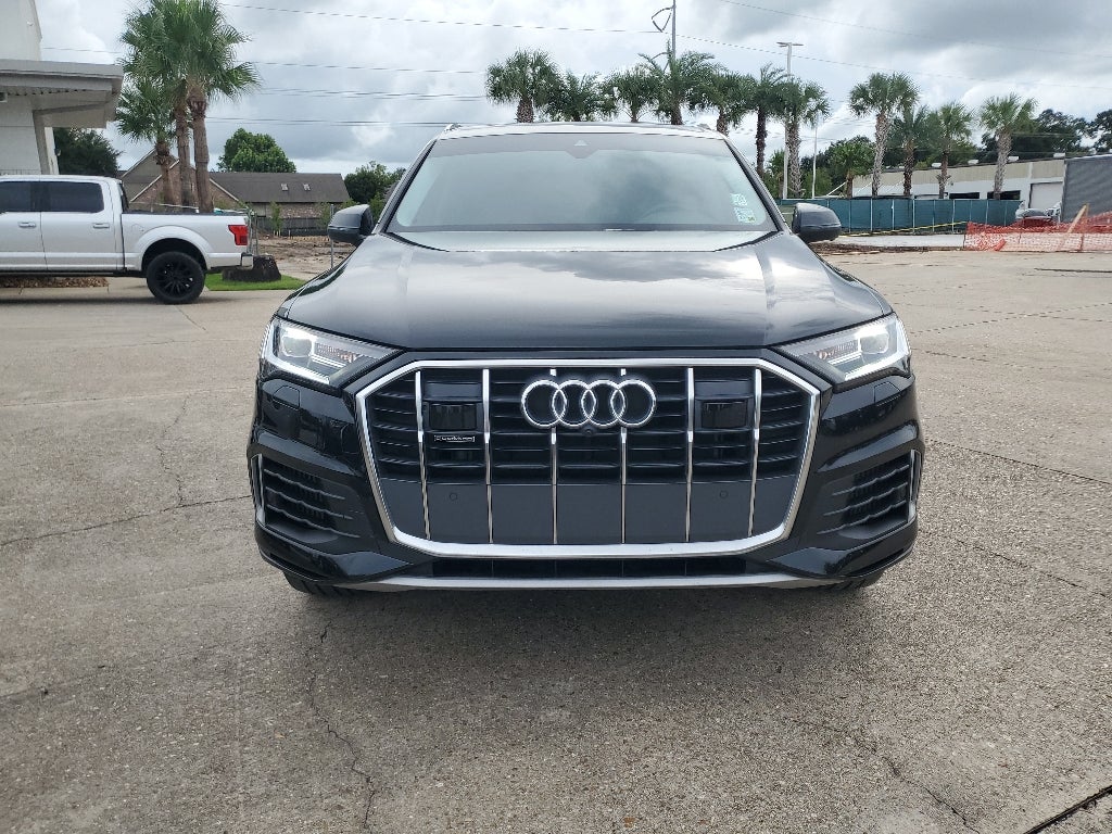2023 Audi Q7 Premium Plus