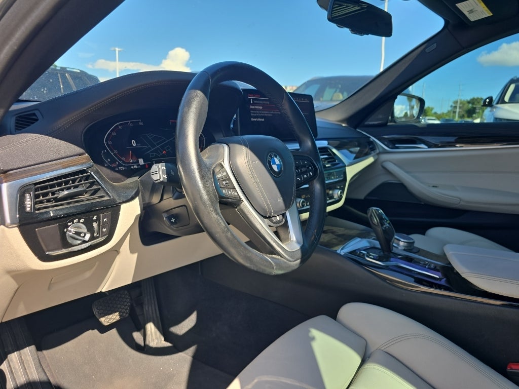 2022 BMW 5 series 530i