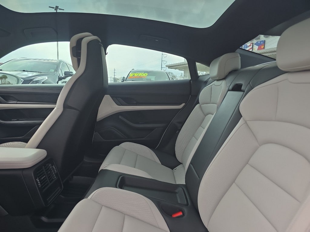 2023 Porsche Taycan Base