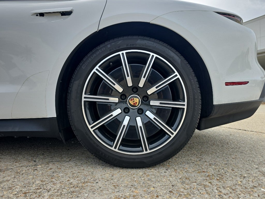 2023 Porsche Taycan Base