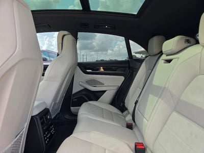 2025 Porsche Macan Electric Electric 4S