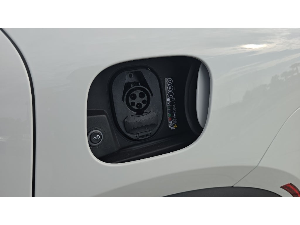 2025 Porsche Macan Electric Electric 4S