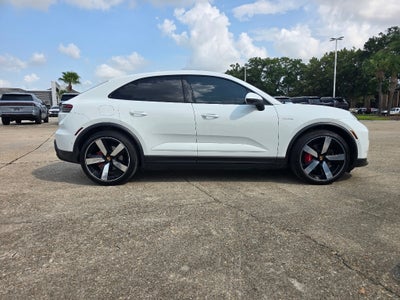 2025 Porsche Macan Electric Electric 4S