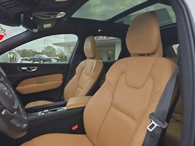 2020 Volvo XC60 Momentum