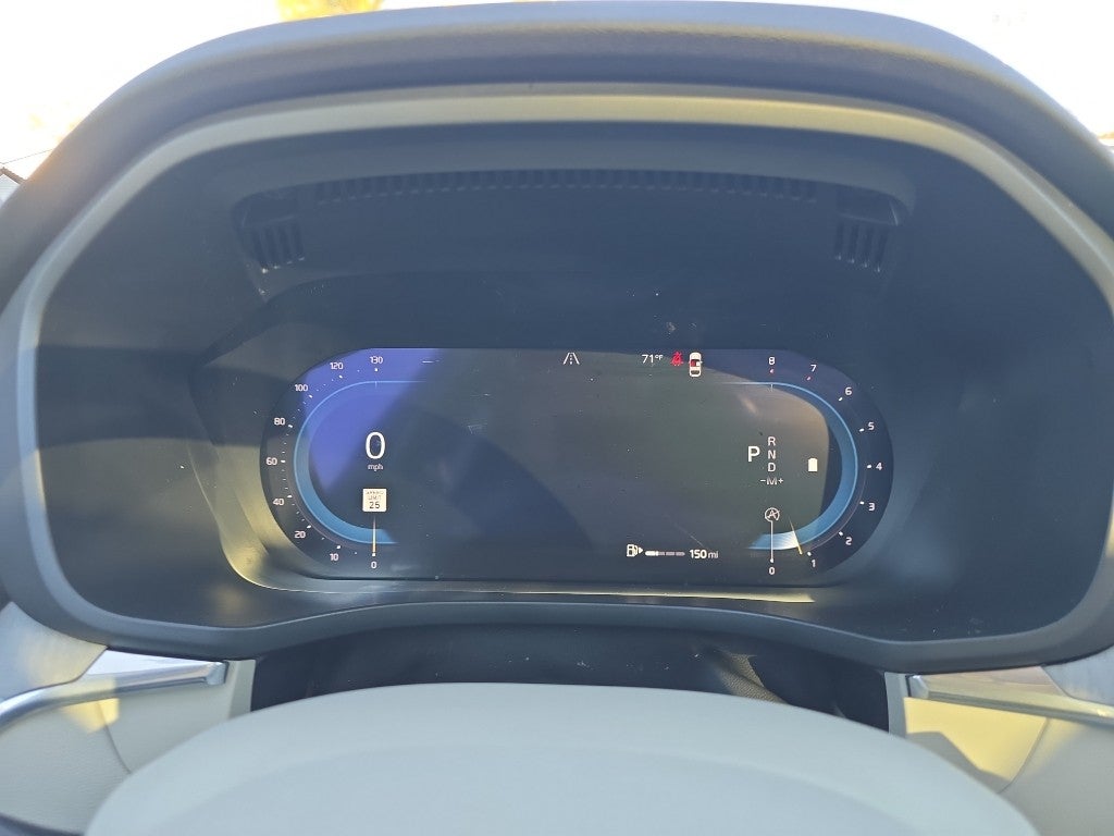 2023 Volvo XC60 Plus Bright Theme