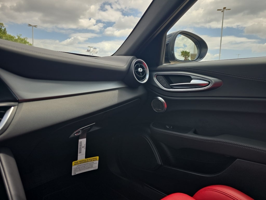 2024 Alfa Romeo Giulia Veloce