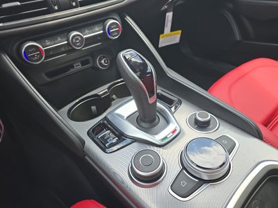 2024 Alfa Romeo Giulia Veloce