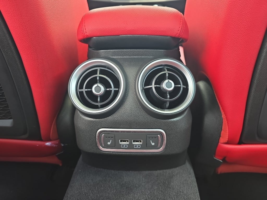 2024 Alfa Romeo Giulia Veloce