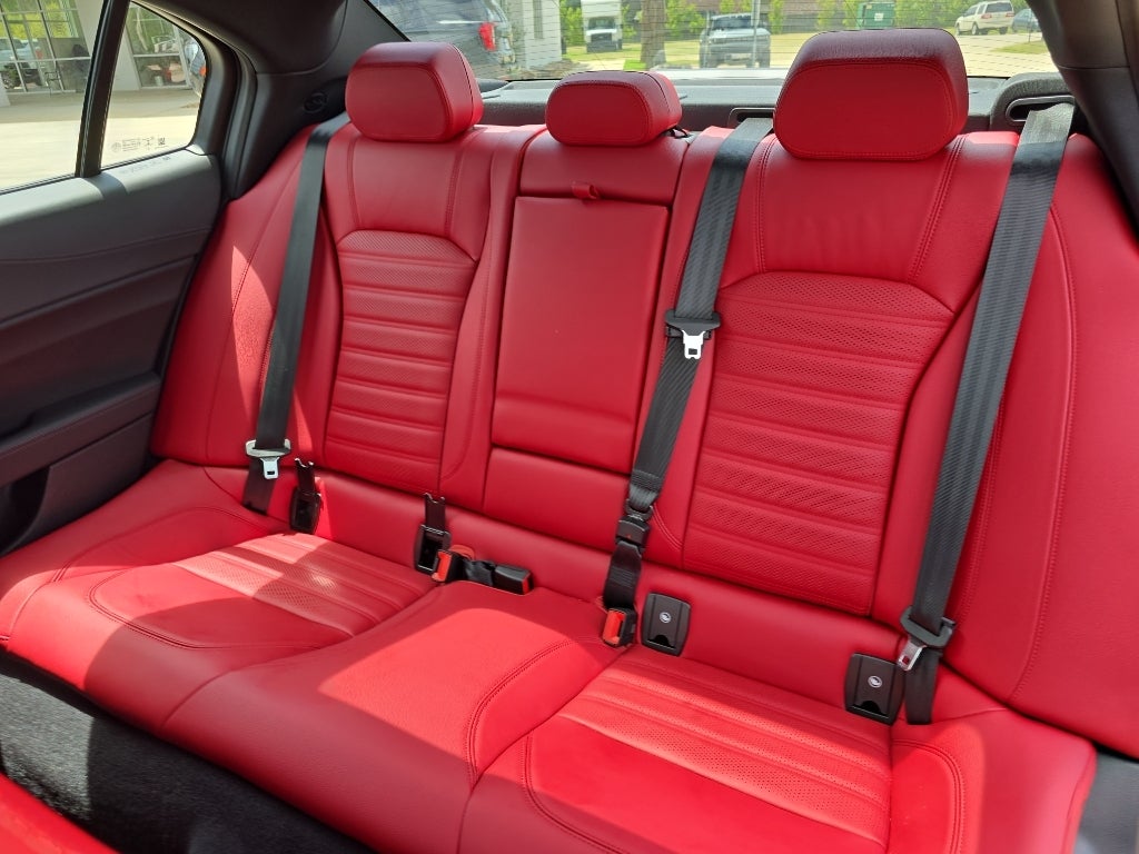 2024 Alfa Romeo Giulia Veloce