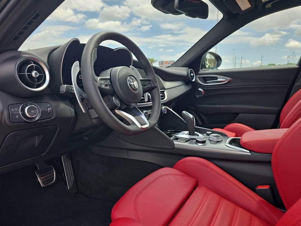 2024 Alfa Romeo Giulia Veloce