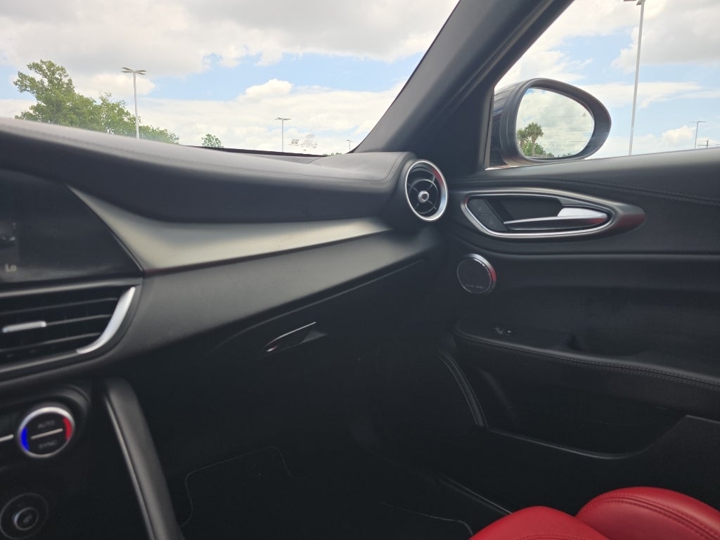 2024 Alfa Romeo Giulia Veloce