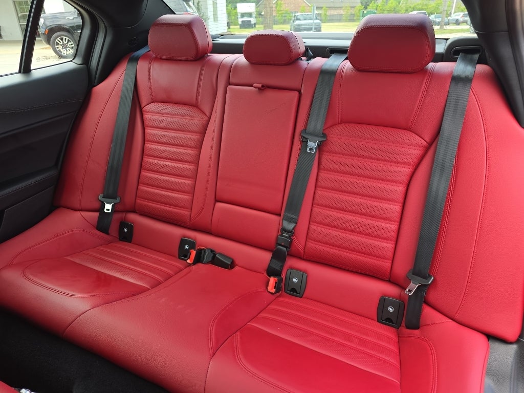 2024 Alfa Romeo Giulia Veloce