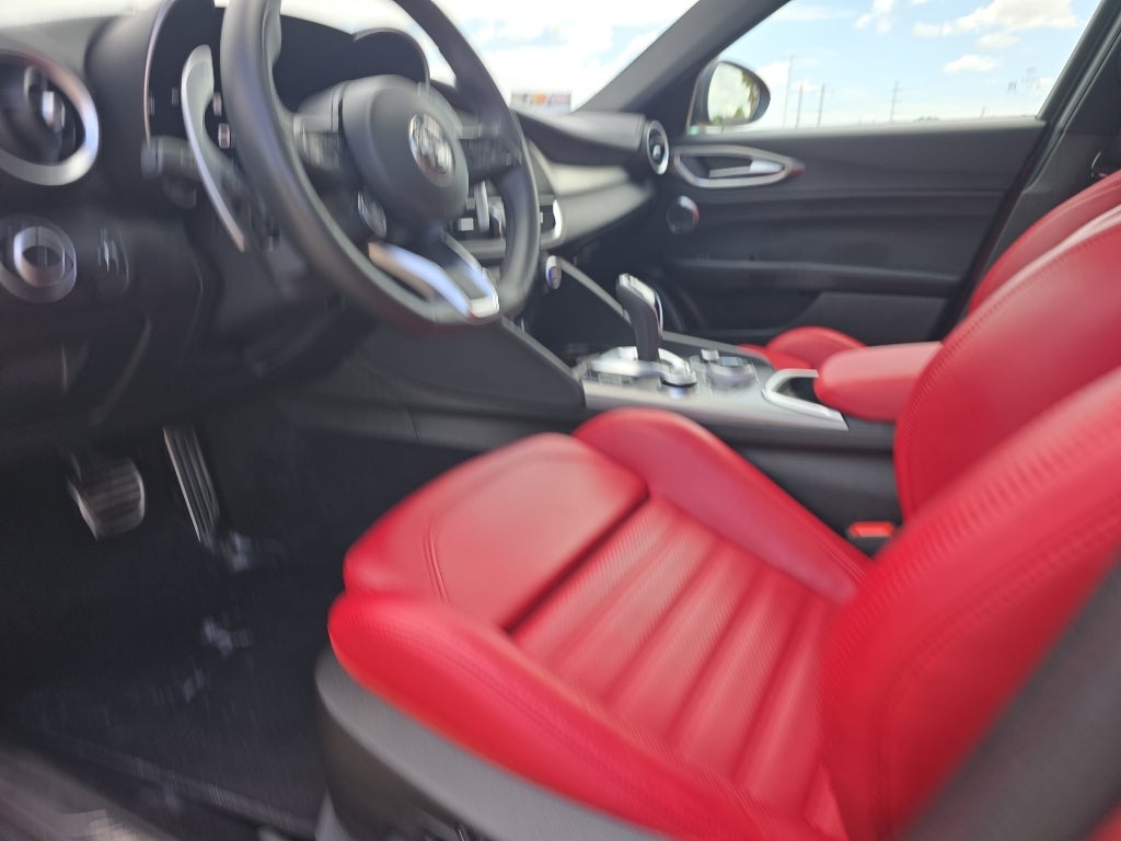 2024 Alfa Romeo Giulia Veloce