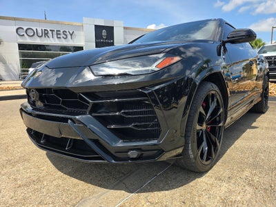 2022 Lamborghini Urus Base
