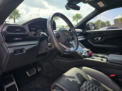 2022 Lamborghini Urus Graphite Capsule