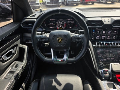 2022 Lamborghini Urus Graphite Capsule
