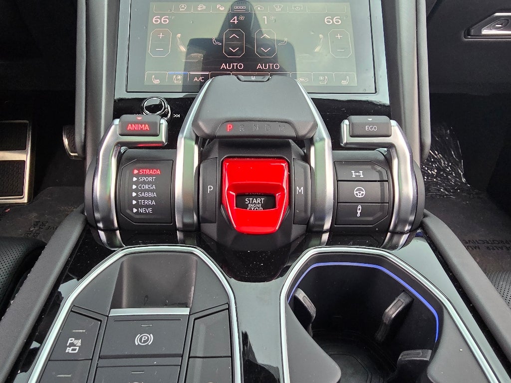 2022 Lamborghini Urus Graphite Capsule
