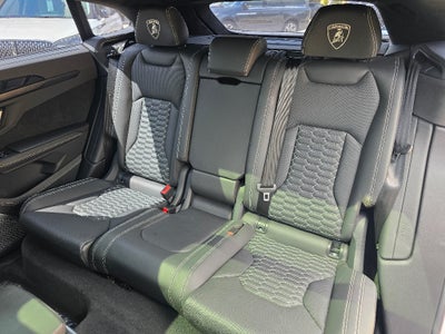 2022 Lamborghini Urus Graphite Capsule