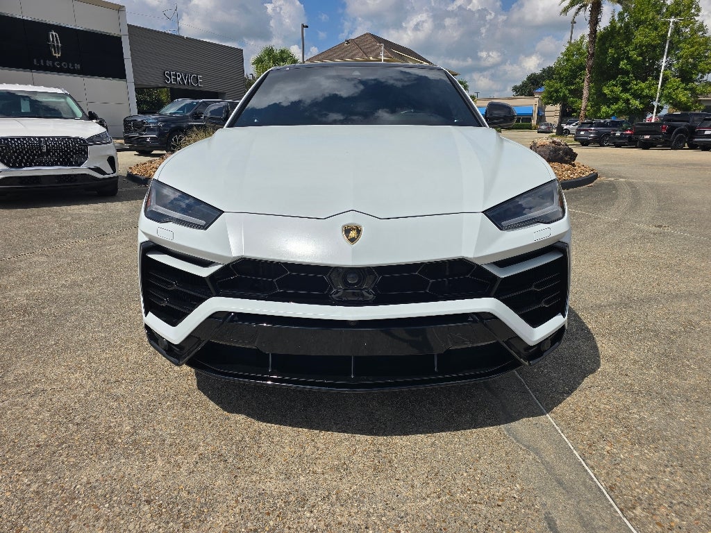 2022 Lamborghini Urus Graphite Capsule