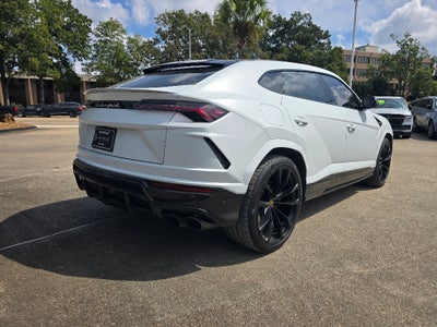 2022 Lamborghini Urus Graphite Capsule