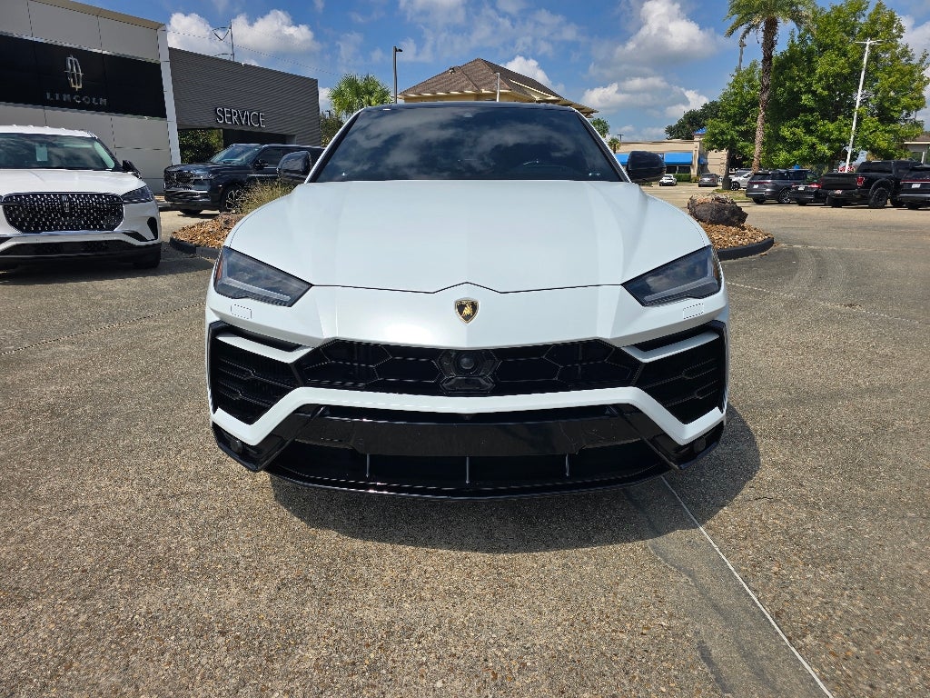 2022 Lamborghini Urus Graphite Capsule