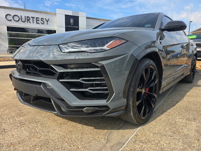 2022 Lamborghini Urus Graphite Capsule