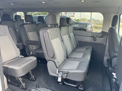 2023 Ford Transit Wagon XLT