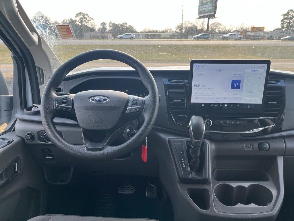 2023 Ford Transit Wagon XLT