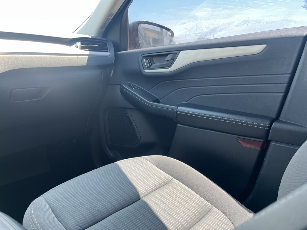 2022 Ford Escape S