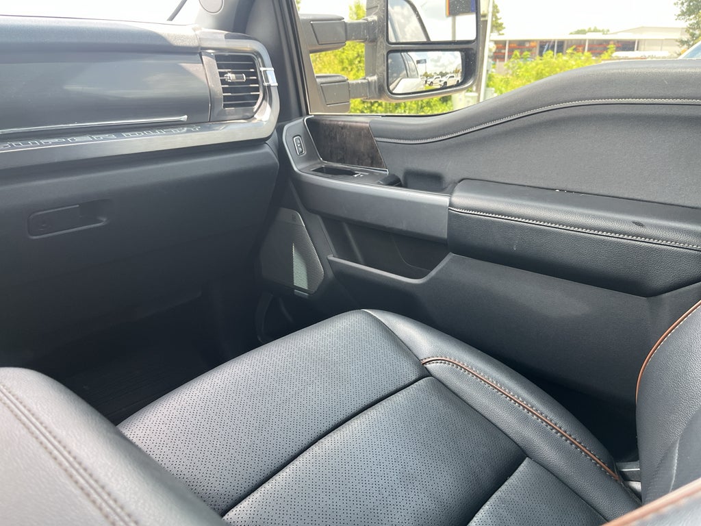2025 Ford F-250 Super Duty LARIAT